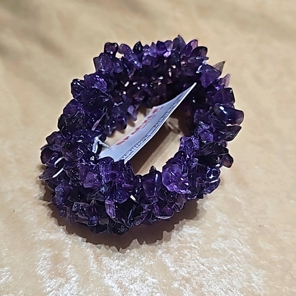 Women's Bracelet, Amethyst Like Stones, Stretchy - Picture 3 of 4
